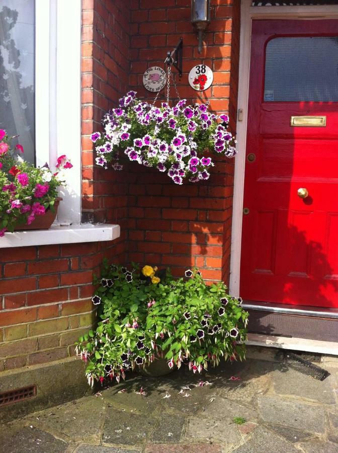 38 Whitehall Road Harrow on the Hill Dış mekan fotoğraf