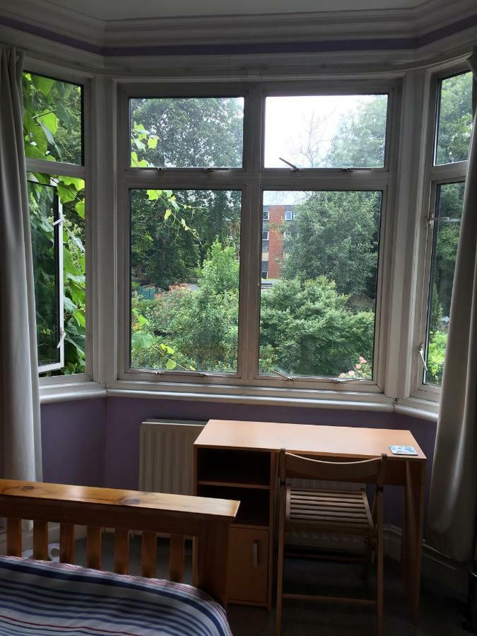 38 Whitehall Road Harrow on the Hill Dış mekan fotoğraf