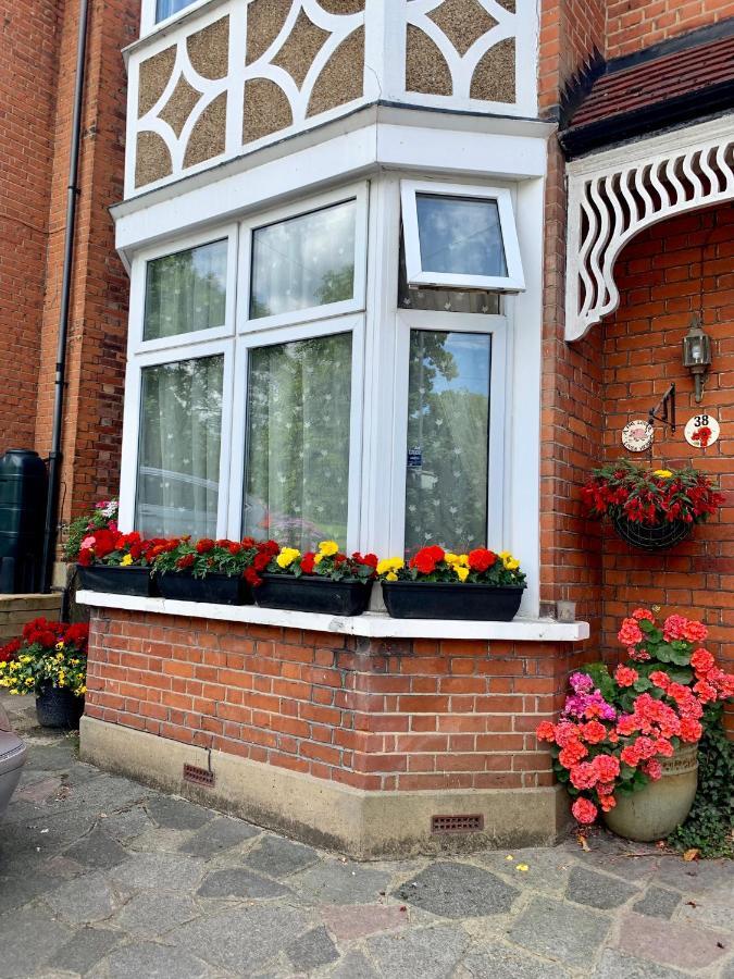 38 Whitehall Road Harrow on the Hill Dış mekan fotoğraf